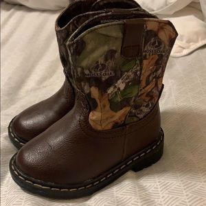 Mossy Oak for Garanimals boots